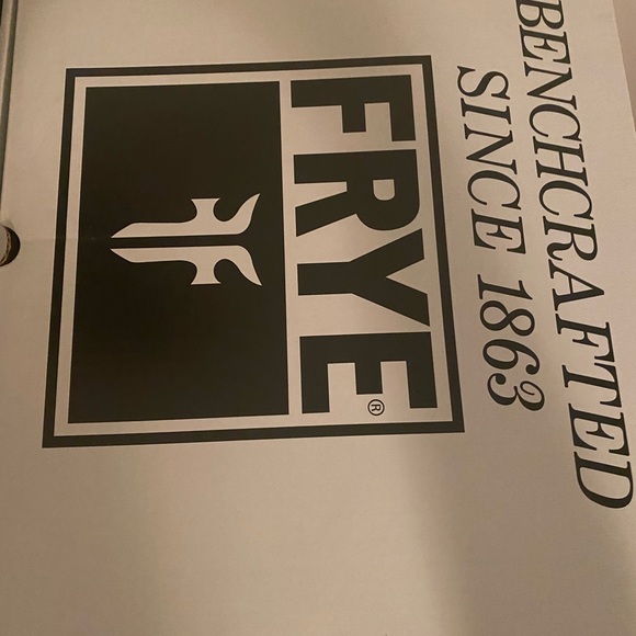 Frye Melissa Button Cognac Leather Casual Boots - New With Tags!! - Picture 7 of 7